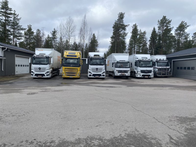 Jyrki Heinonen Oy – kuljetuskalustoa Ylivieskassa